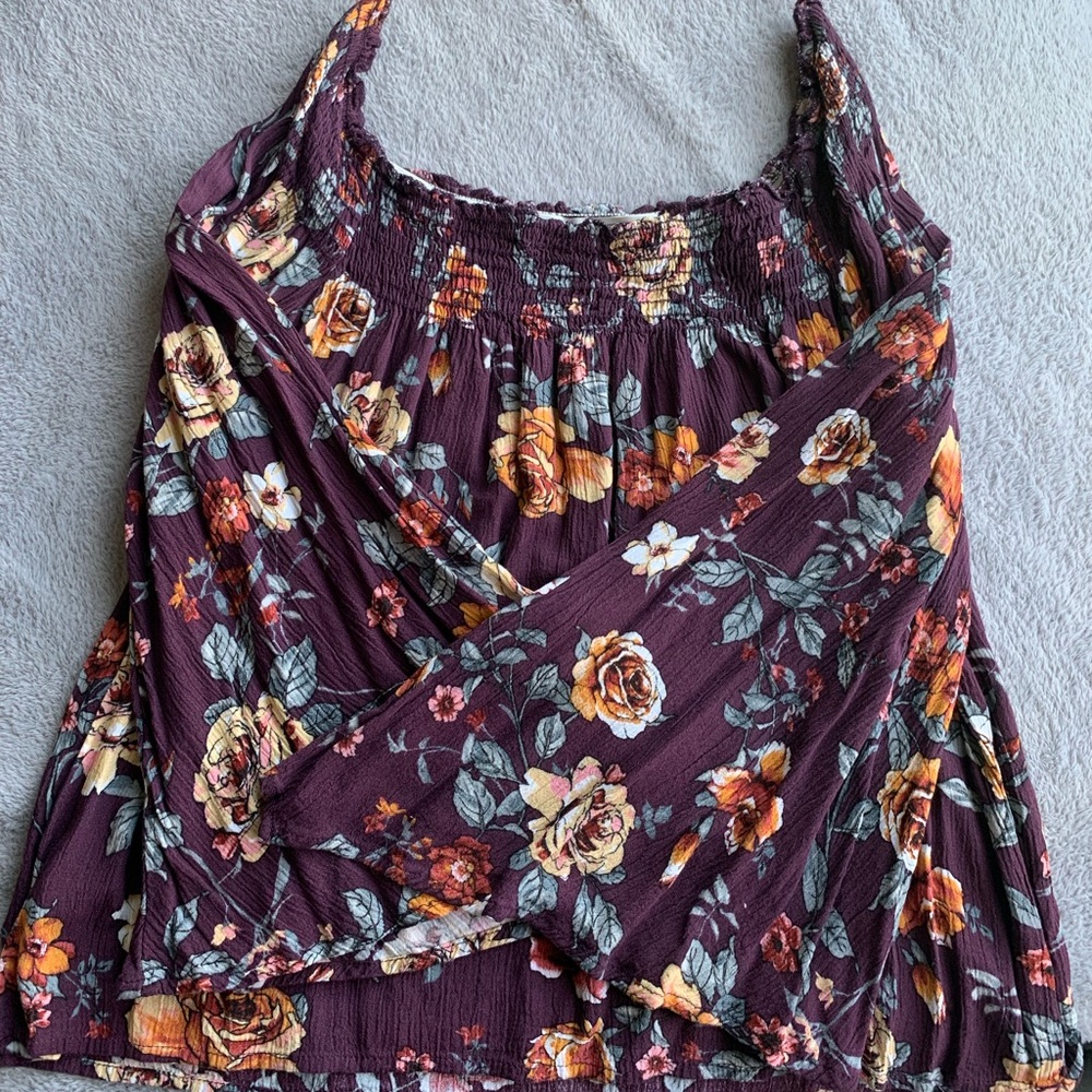 Cute Top! Perfect for spring